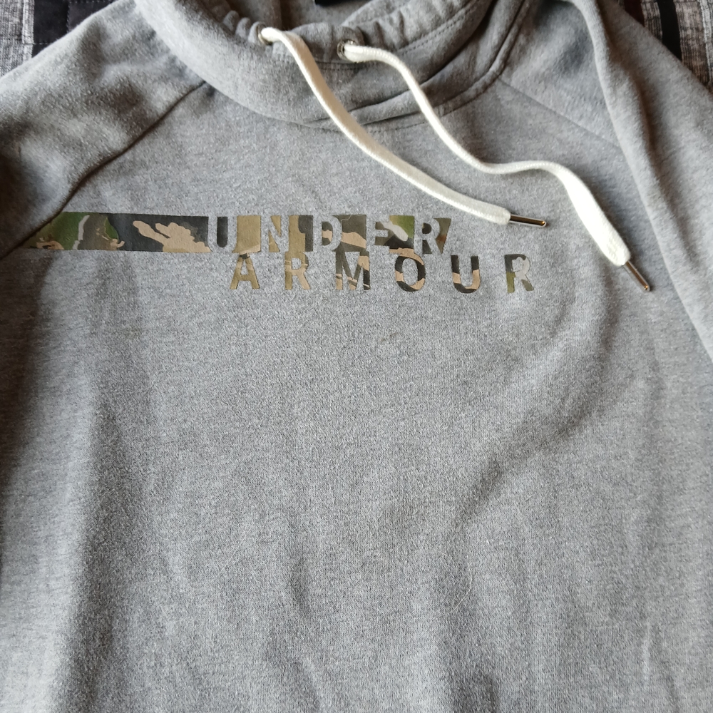 Under Armour Heather Gray Camo Hoodie